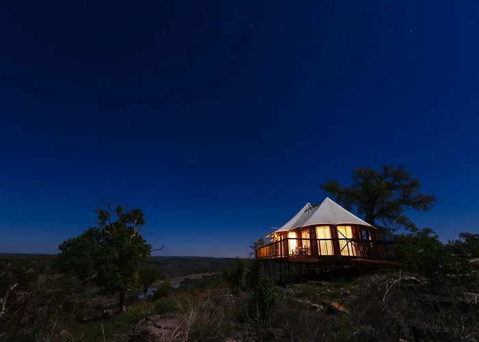 Walden Retreats Hill Country