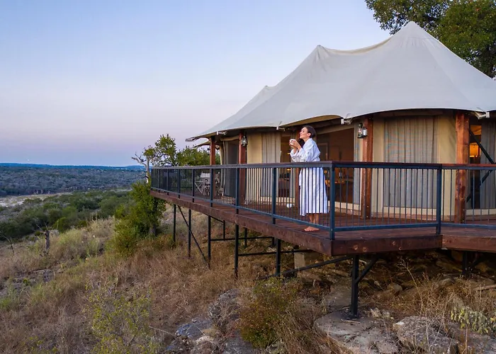 Walden Retreats Hill Country