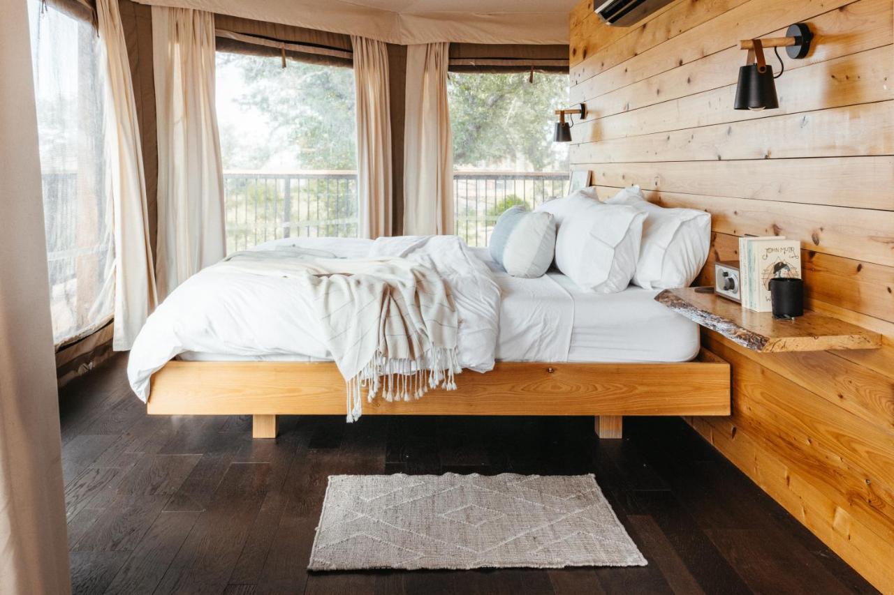 Walden Retreats Hill Country Luxuszelt *
